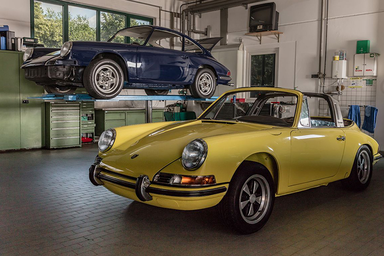 Porsche bietet Entertainment-Nachrüstung für junge Klassiker an