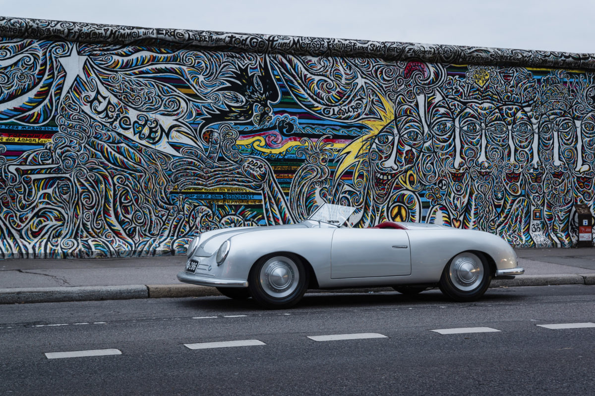 Sonderausstellung „Driven by Dreams. 75 Jahre Porsche Sportwagen“ im Forum Drive der Volkswagen Group.