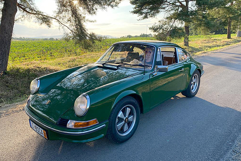 Wunderschone Auto Fur Einen Tag Mieten Bilder