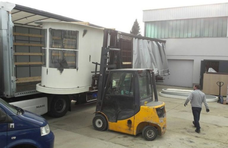 alte-tanke-oldtimer-tankstelle-besuch-beim-profi_classic-portal__0005