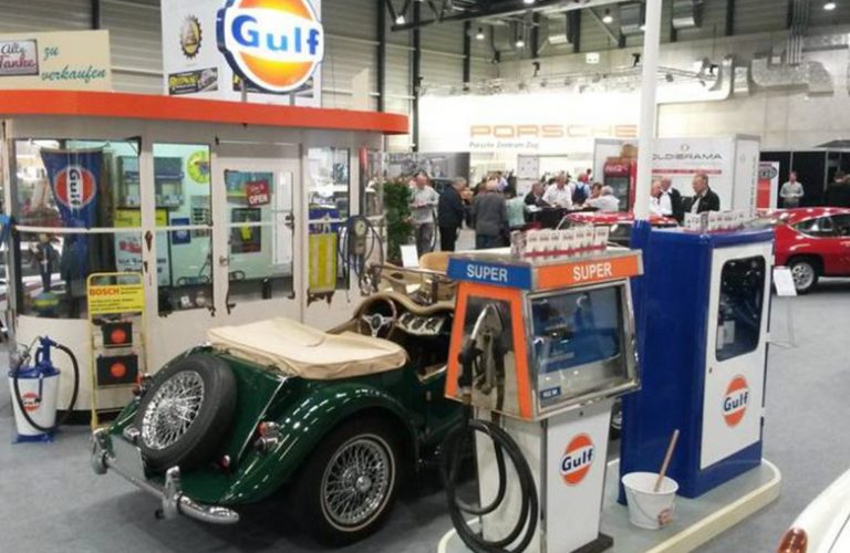 alte-tanke-oldtimer-tankstelle-besuch-beim-profi_classic-portal__0045