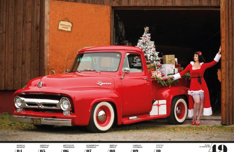 Wochenkalender „Girls & legendary US-Cars 2023“.