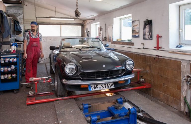 gb-motorentechnik-fiat-124-spider_classic-portal_054