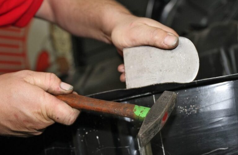 oldieklinik-bruckner-oldtimer-restauration-werkstatt-salzburg_classic-portal_0034