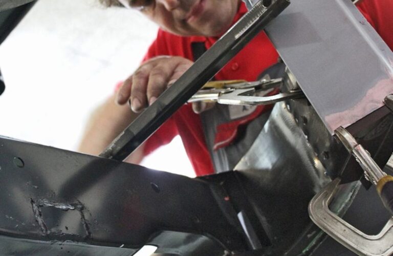 oldieklinik-bruckner-oldtimer-restauration-werkstatt-salzburg_classic-portal_0036