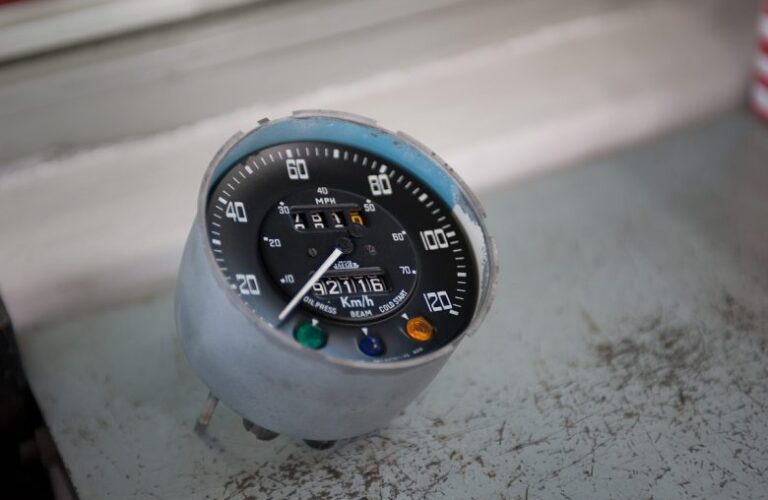 oldtimer-instrumente-dolzer_classic-portal_057