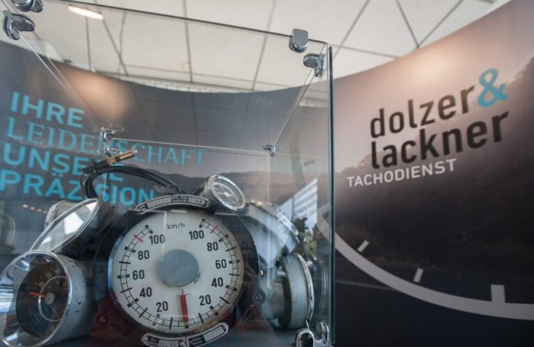 oldtimer-instrumente-dolzer_classic-portal_111-1