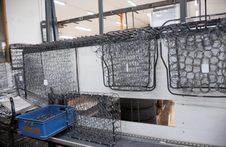 pfk-federkern-oldtimer-sitz-hersteller_classic-portal_114