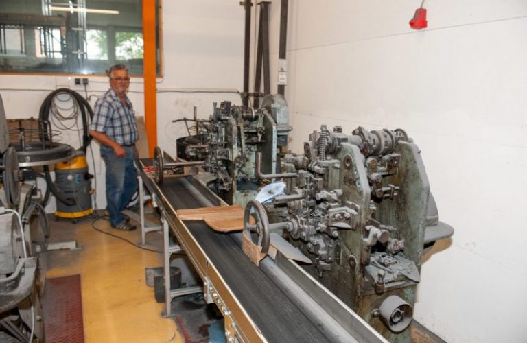 pfk-federkern-oldtimer-sitz-hersteller_classic-portal_146