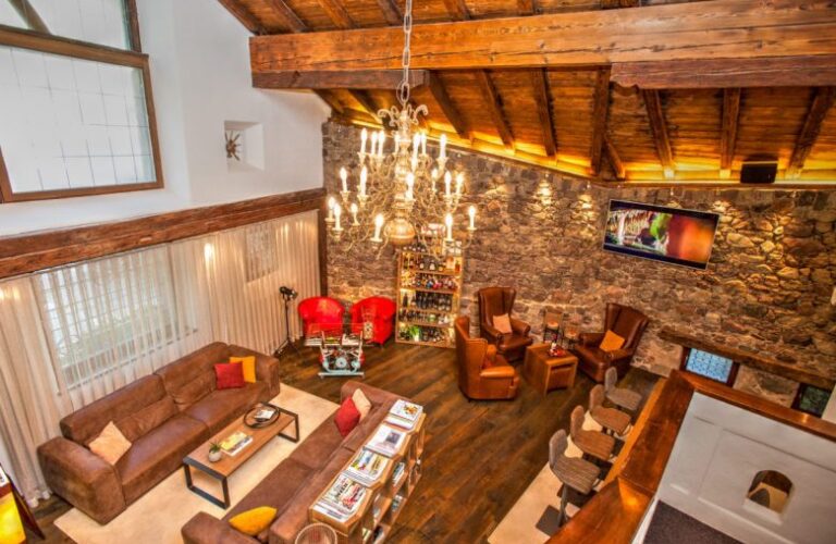 plantitscherhof-oldtimer-hotel-meran-suedtirol_classic-portal_124-1