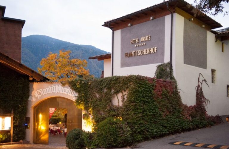 plantitscherhof-oldtimer-hotel-meran-suedtirol_classic-portal_165
